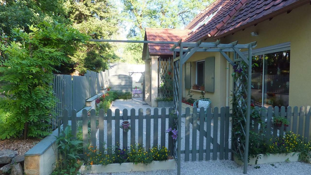 Bed and Breakfast Le Nid De Mesanges Chauffour-sur-Vell Zewnętrze zdjęcie